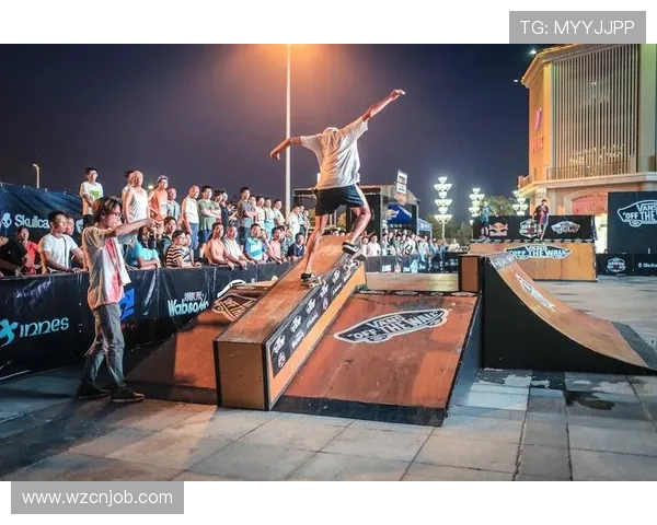 南京滑板队在极限运动会中以80分高居积分榜首位